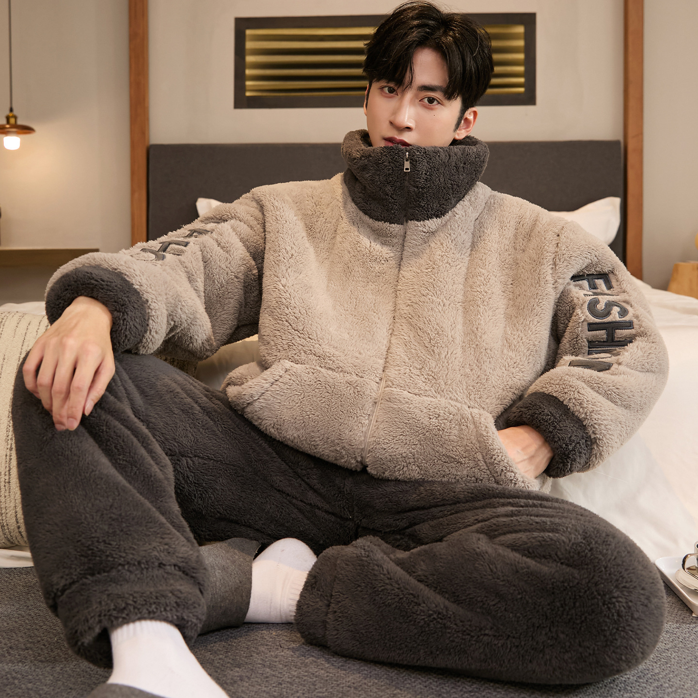 Men's Pajamas Autumn and Winter Winter Coral Velvet Thickeneded Velvet Flannel Cartoon Home Clothes Men's Winter Suit