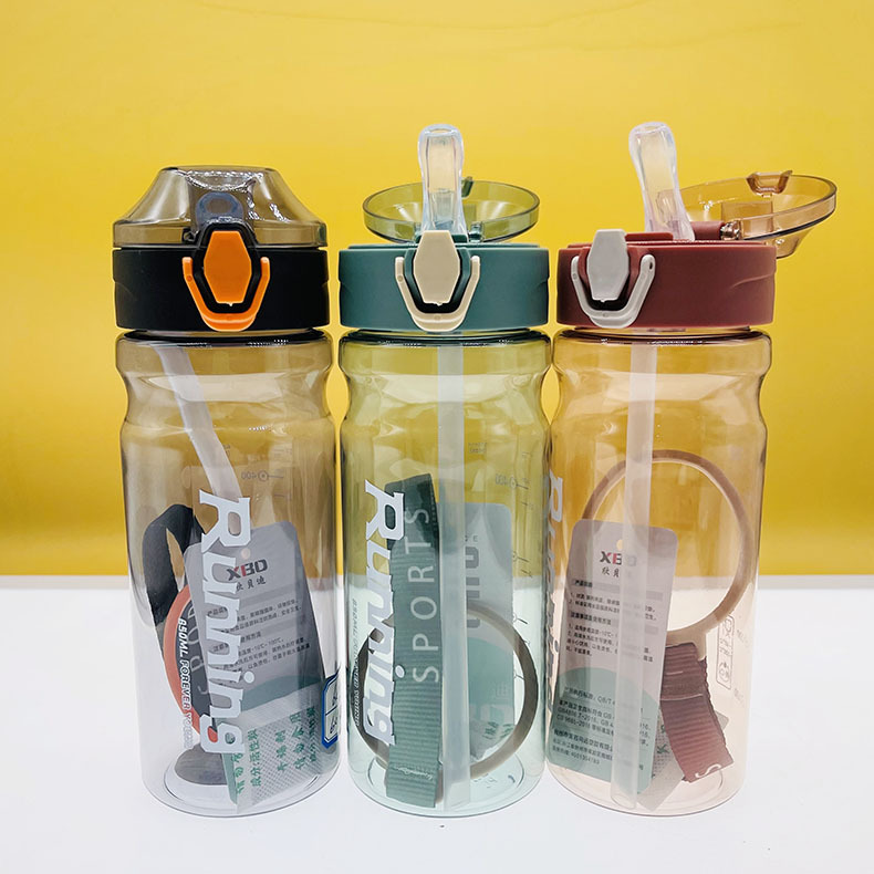 Fábrica al por mayor x xinbeidi 6025 taza de paja de plástico de gran capacidad taza de deportes taza de adultos taza de espacio de Estudiante