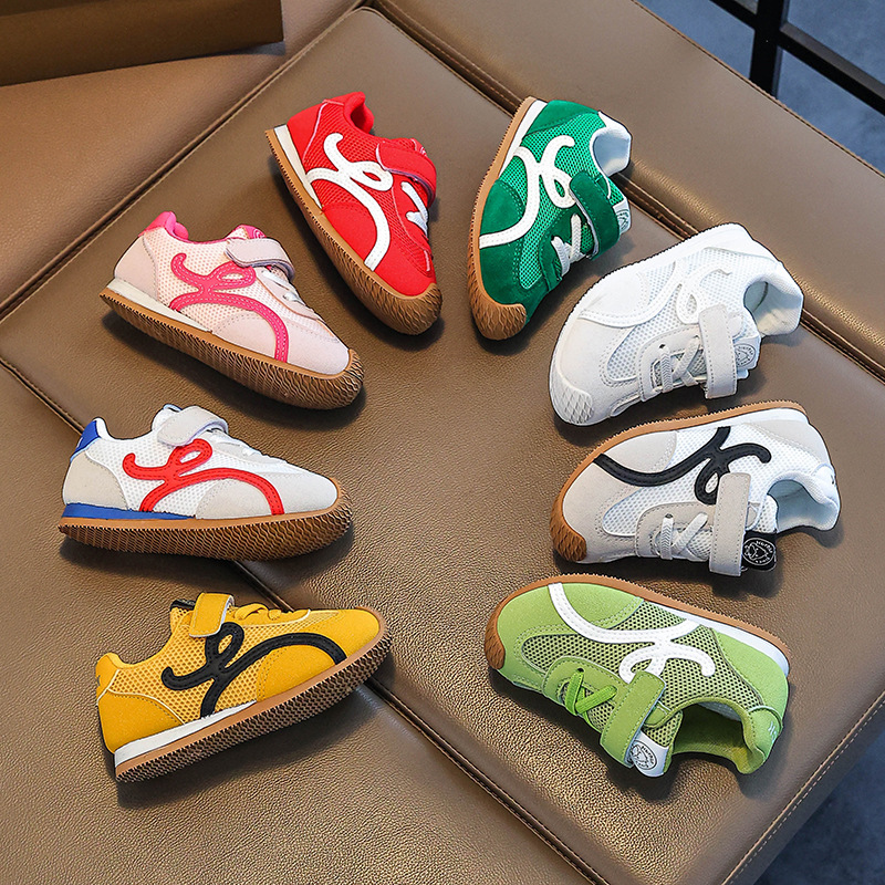 2025 Spring and Autumn New Girls' Forrest Gump Shoes Children's Casual Double Mesh Breathable Boys' Sports Shoes Soft Sole Yellow 2025 Spring and Autumn New Girls' Forrest Gump Shoes Children's Casual Double Mesh Breathable Boys' Sports Shoes Soft Sole Yellow