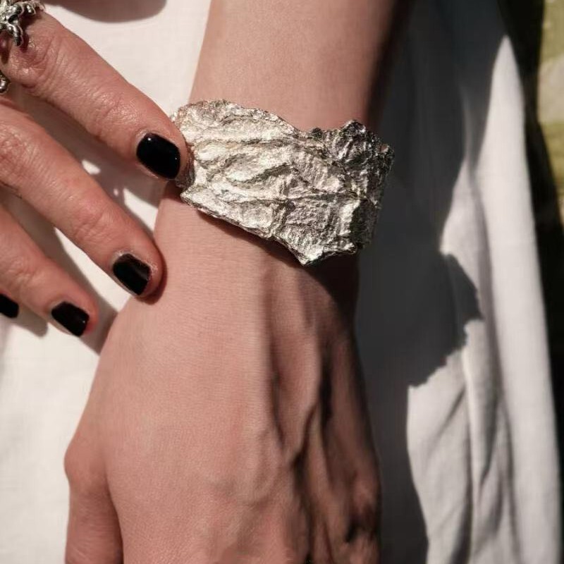Original Niche Designer Handmade Irregular Wide-Faced Heavy-Texture Bracelet Original Niche Designer Handmade Irregular Wide-Faced Heavy-Texture Bracelet