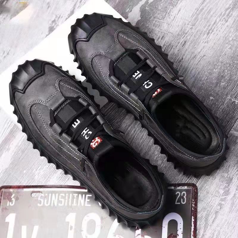 Zapatos casuales para hombres de otoño nueva moda zapatos de cuero de un pie de moda al aire libre simple ligero zapatos transpirables para hombres al por mayor