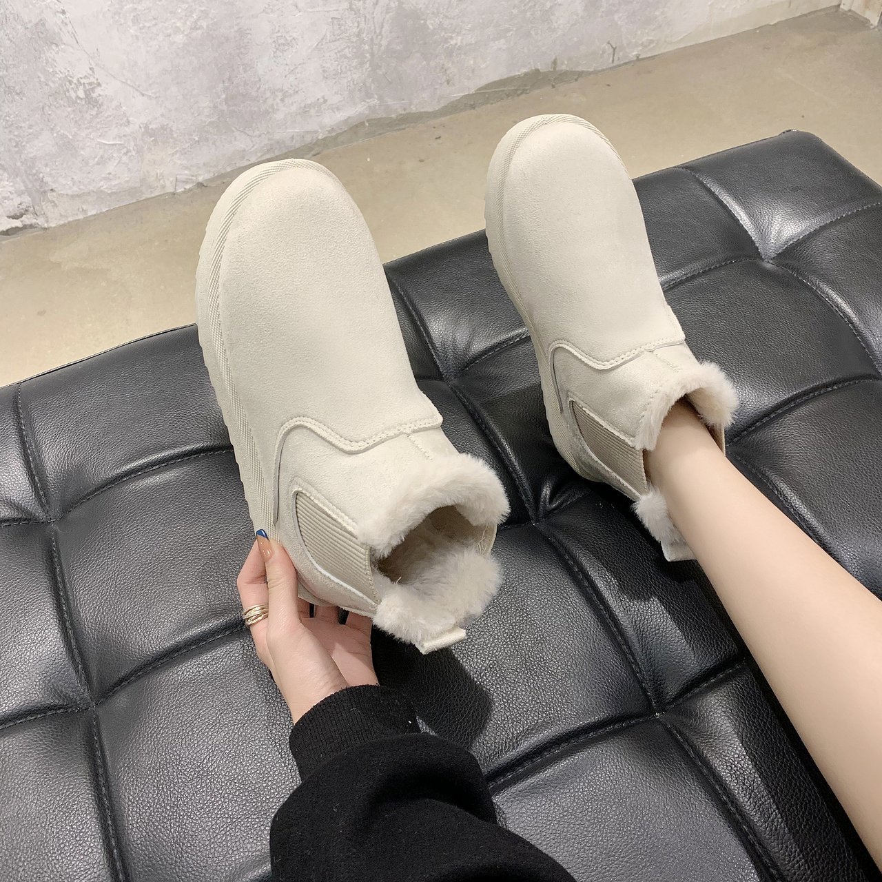 Snow boots for women 2022 winter New short flat slip-on fleece-lined cotton-padded shoes casual comfortable short boots wholesale