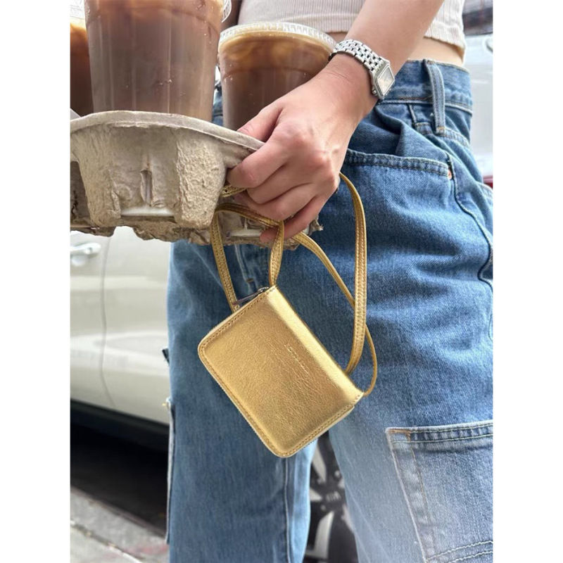 South Korea fott Mini Card Holder onuk same style shoulder crossbody small square bag high-end fashion multi-color cowhide waist bag South Korea fott Mini Card Holder onuk same style shoulder crossbody small square bag high-end fashion multi-color cowhide waist bag