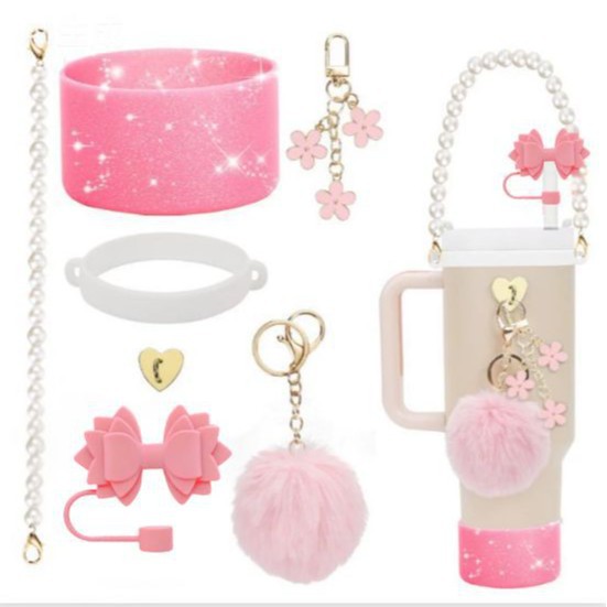 Accesorios de taza Stanley colgante de cuerda de mano flor de silicona gorra de paja de peluche colgante de taza cadena de taza de color cubierta de taza