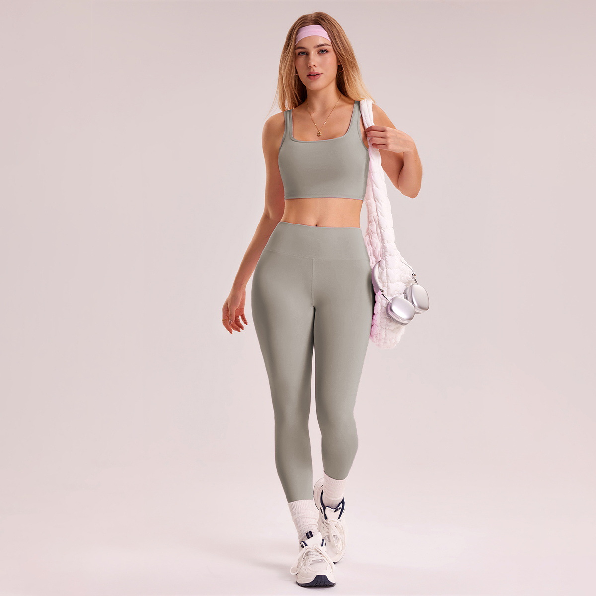 Europa y los Estados Unidos abrasión apretado ropa interior de yoga pantalones set de invierno al aire libre running set de mujeres