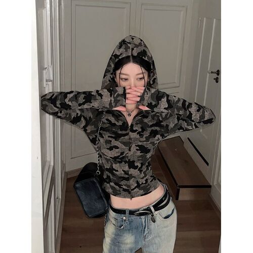American style spicy girl camouflage long-sleeved hooded coat women's early autumn unique and slender zipper short-sleeved top