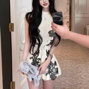 �F������Es* �ذ��ֹ���λ�ٽz����Ů�����|ᘿ��L����Ů