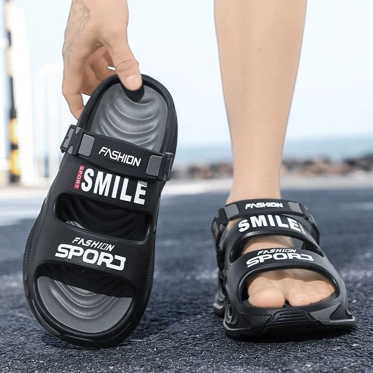 Летние модные мужские новые сандалии для верхней одежды, для вождения, спортивные и пляжные тапочки на толстой подошве для отдыха, нескользящая мягкая подошва.