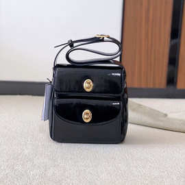 亮面油蜡皮头层牛皮新款翻盖立体方包斜挎豆腐包单肩时尚跨境代发