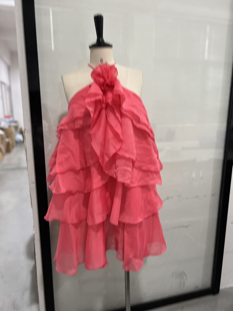 짧은 입체 꽃 서스펜더 롱 스커트 - 오렌지 핑크