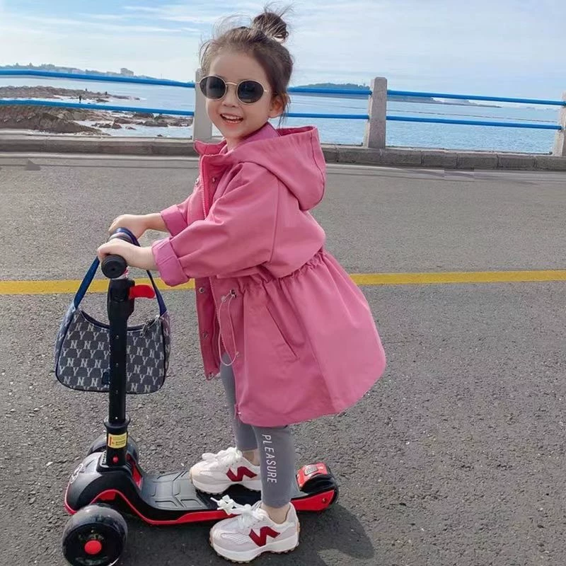 Девушки весна и осень Новый маленький ребенок весна корейская версия куртки средней и длинной ветровки куртка baby пальто