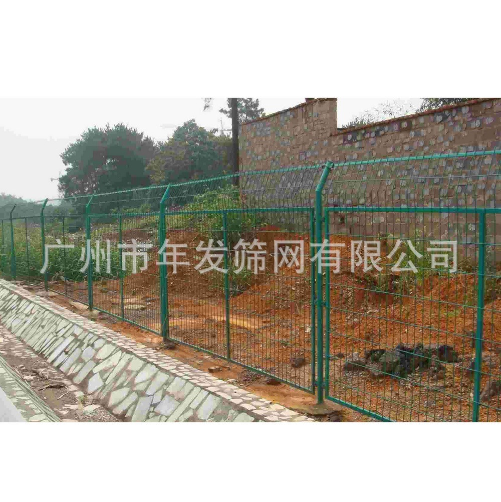 1.8米高折弯框架护栏网 低碳钢丝焊接防护栏 安装便捷隔离栅