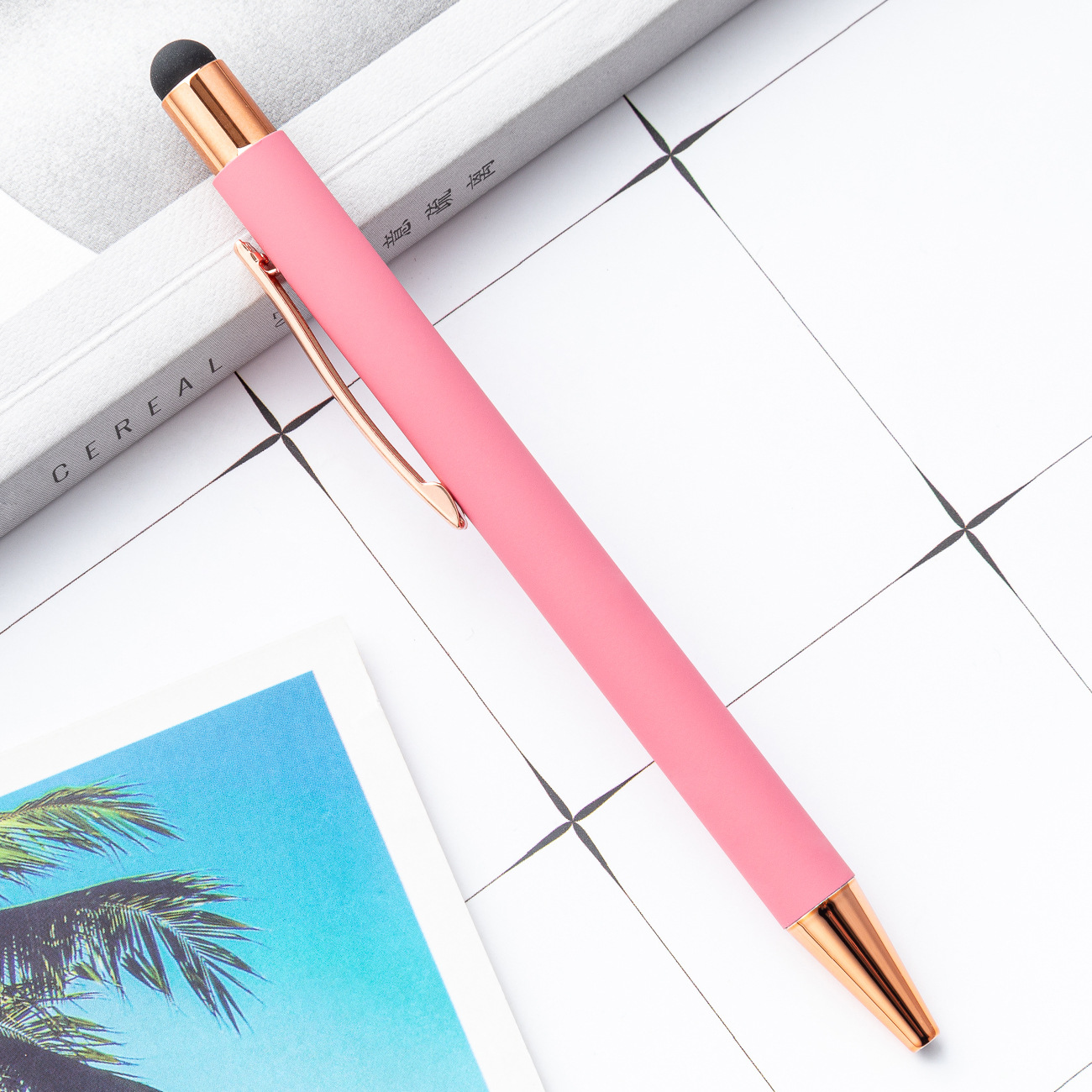 Venta al por mayor láser grabado condensador bolígrafo varilla de aluminio pantalla táctil pluma Prensa de color de goma y plástico