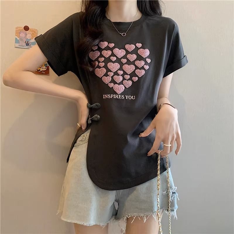 Tamaño grande 2024 nueva camiseta de manga corta de verano con sentido de diseño irregular Las mujeres gordas mm cubren el vientre y se adelgazan image 8