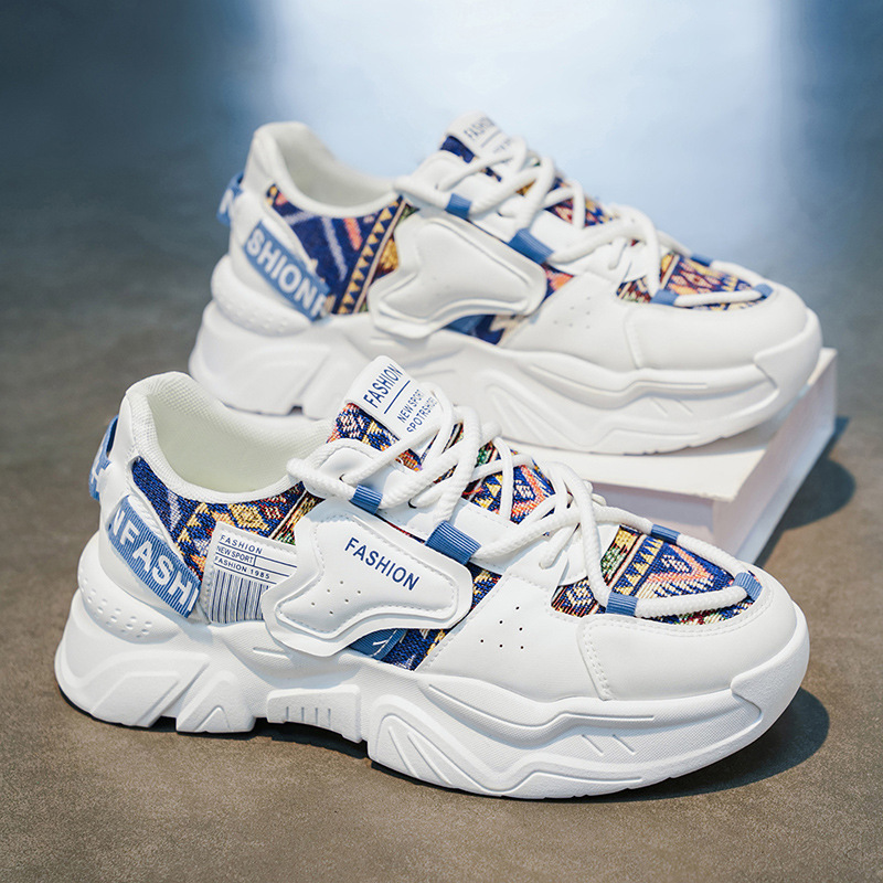 2026 primavera nuevo ligero y transpirable zapatos de papá hombre de altura de suela gruesa moda casual versátil zapatillas deportivas de verano para hombre