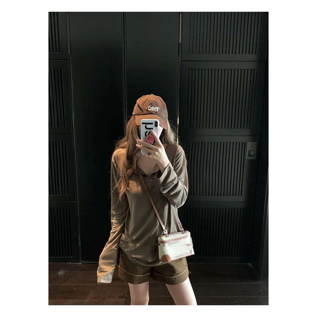 커피색
