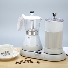 イタリア式の電気コーヒーマシンの家庭用ミニ全自動でミルクをかけます。