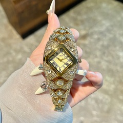歌迪轻奢满钻高级感手镯式女表小众高级感复古手链石英手表