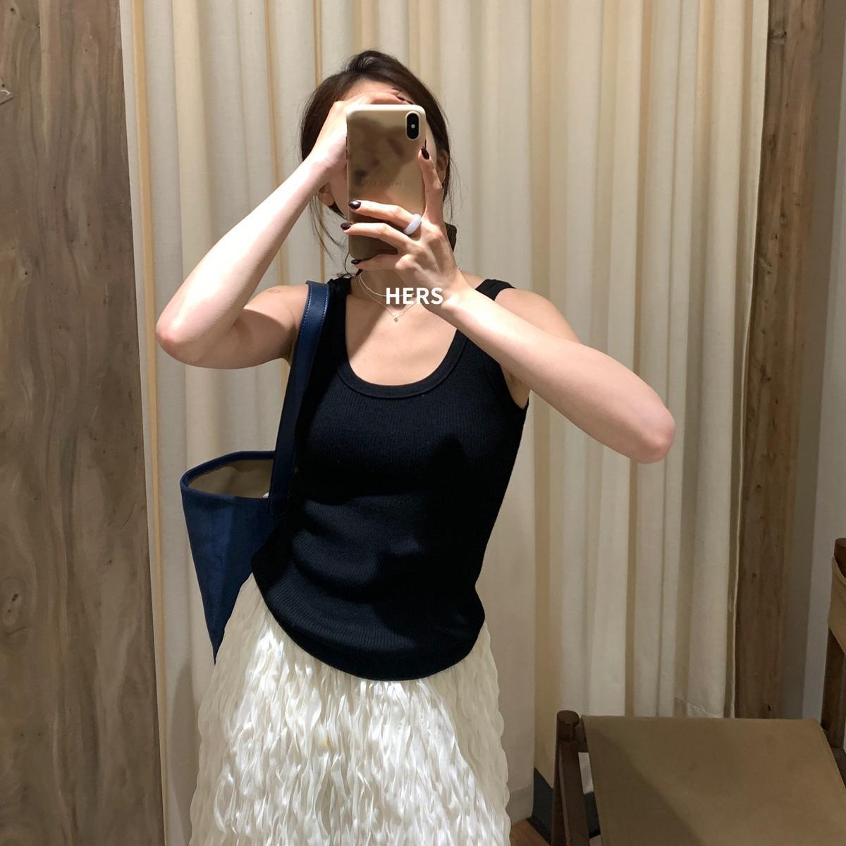 Hers estilo coreano simple diario de un solo producto de viaje chaleco de cuello redondo para mujer camisa de fondo delgada elástica con cuello en U grande 20460