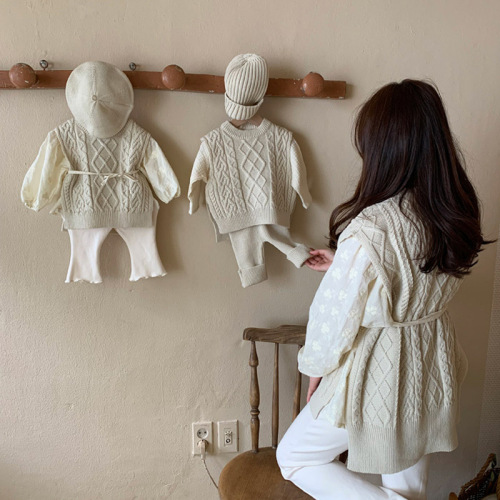 Korean style ins infant and toddler baby fashionable hemp pattern sweater layered loose version knitted vest vest autumn