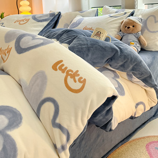 ��ͨţ�̽q�ļ��׶����Ӻ�ɺ���q���α�����ͨ���������׼ӽq����