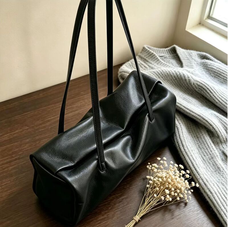 2026 new high-end versatile shoulder bag for commuting, Korean-style bowling bag, large-capacity tote bag 2026 new high-end versatile shoulder bag for commuting, Korean-style bowling bag, large-capacity tote bag
