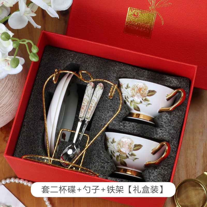 De estilo europeo de alta gama exquisito hueso China taza de café y platillo traje británico tarde juego de té caja de regalo
