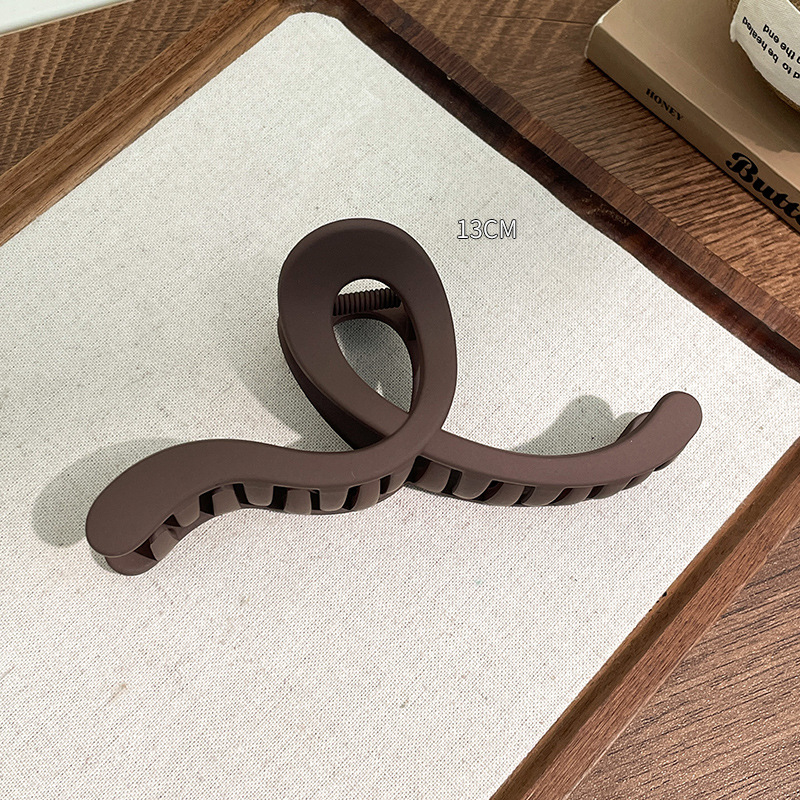 Clip de agarre de verano de gran tamaño, horquilla para el cabello en la parte posterior de la cabeza, gran cantidad de cabello femenino, tocado de clip de tiburón 2024 nueva horquilla