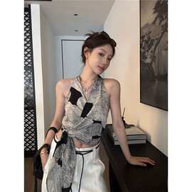 现货复古交叉挂脖吊带背心女夏季绑带修身辣妹气质上衣外贸批发