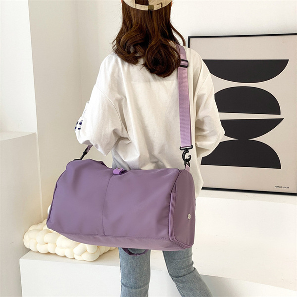 Handheld sports sports bag for yoga