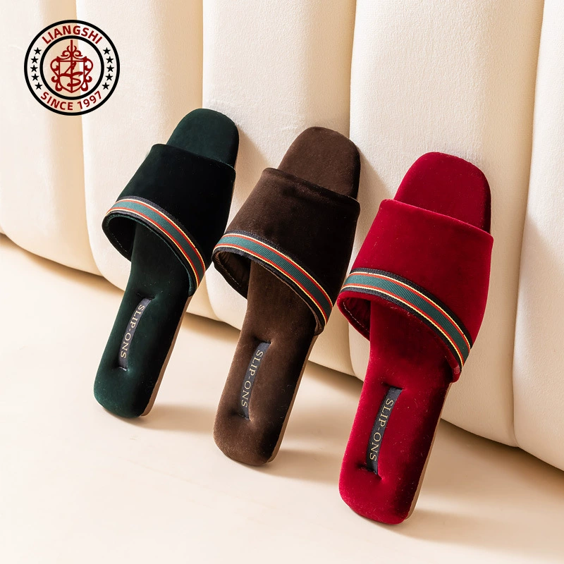 Liang's 2025 весной и летом открываются холодные тапочки для домашнего пола