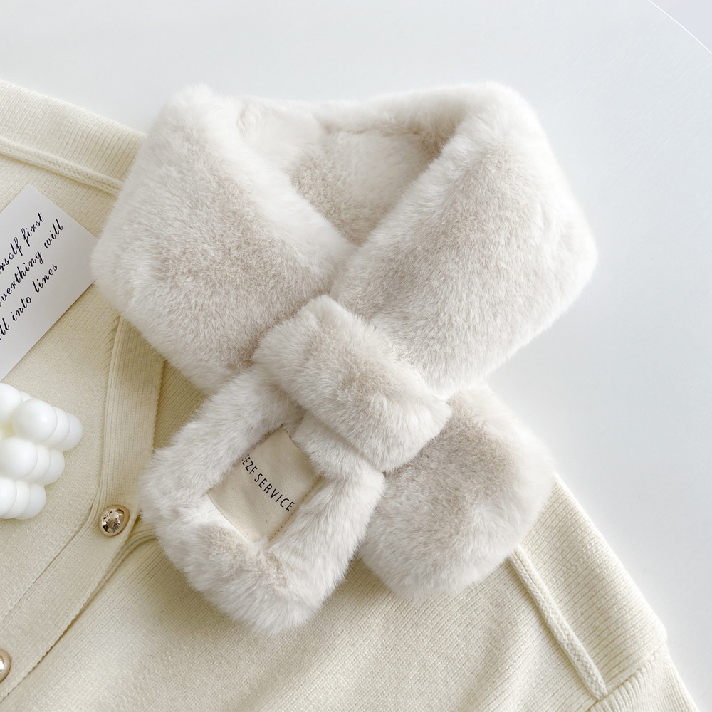 Sciarpa donna in peluche incrociata morbida e calda invernale_voghion.com