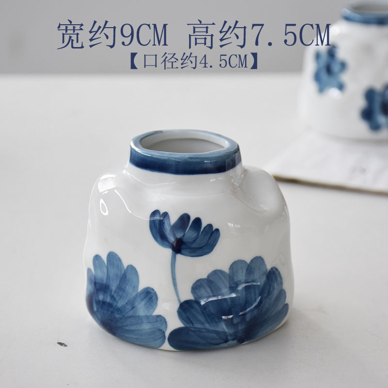 [구멍 없음] 파란색과 흰색 작은 꽃병 - 연꽃