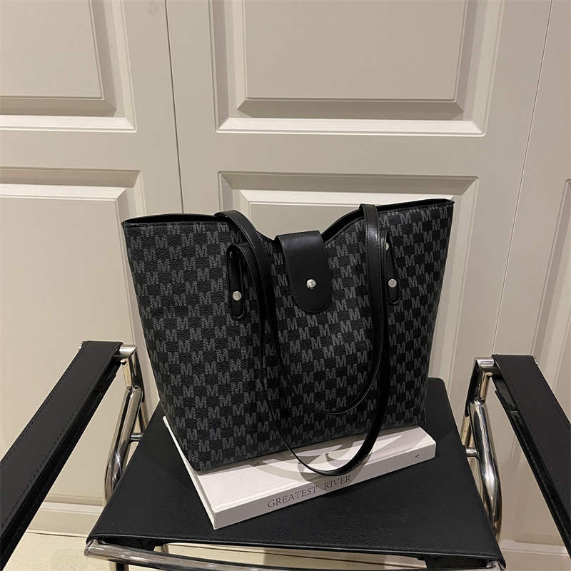 Bolsa de brazo de gran capacidad, bolso de viaje de moda, bolso de hombro casual, bolso de moda coreano 2025.