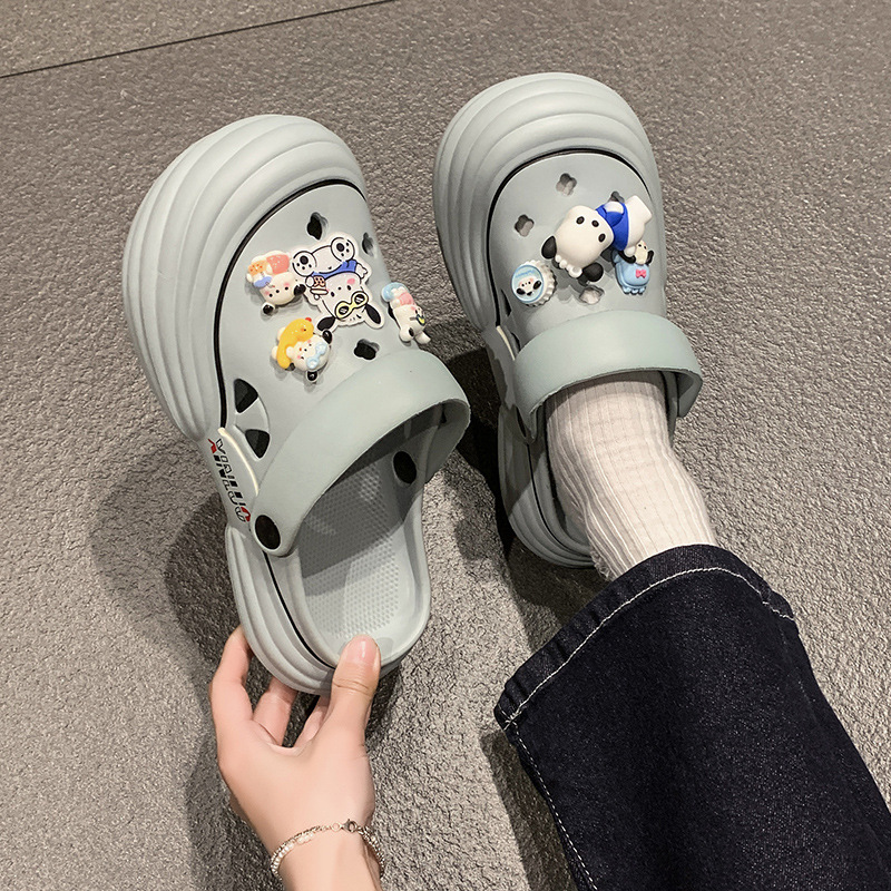 AliExpress verano sandalias ligeras de suela gruesa con sensación de mierda zapatos transfronterizos con agujeros de suela blanda zapatos de playa lindos zapatos casuales de mujer