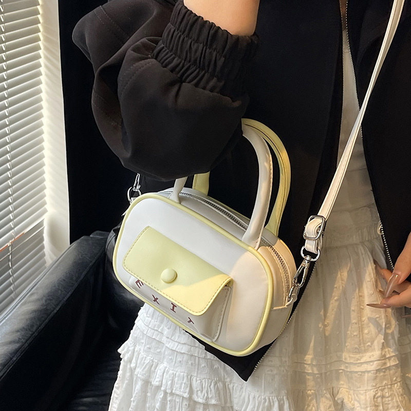 Trendy nicho con bolsos pequeños para mujer 2025 nuevo bolso de hombro de todo fósforo de color en contraste versión coreana del pequeño bolso cuadrado de mensajero de cercanías