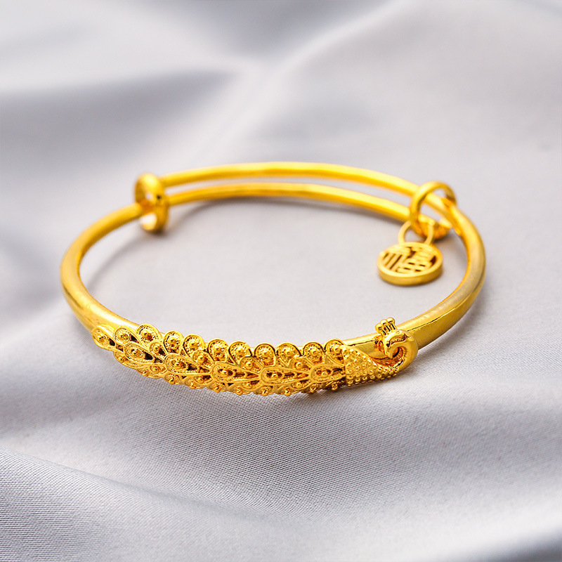 Simple copper plated lotus seed sand gold peacock bracelet for mother ethnic style wedding bride cloisonne push-pull female bracelet Simple copper plated lotus seed sand gold peacock bracelet for mother ethnic style wedding bride cloisonne push-pull female bracelet
