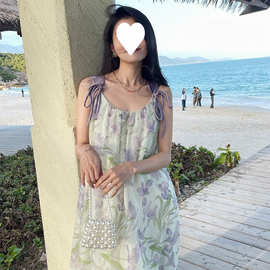 复古法式慵懒吊带碎花过膝连衣裙夏季新款小众度假沙滩裙子女