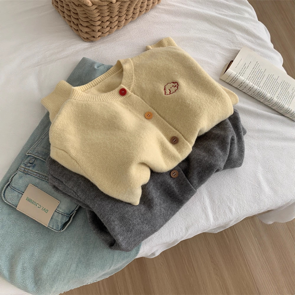 Gentle Retro Age-Reducing Puppy Embroidered Colorful Button Round Neck Knitted Cardigan for Women 2025 Autumn and Winter Petite Sweater Jacket