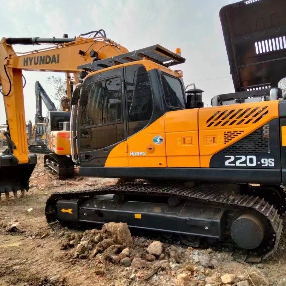 Excavadora Hyundai HYUNDAI 220 - 9 de segunda mano 305 - 9 Hyundai Doosan 225 gancho exportación nacional y extranjera