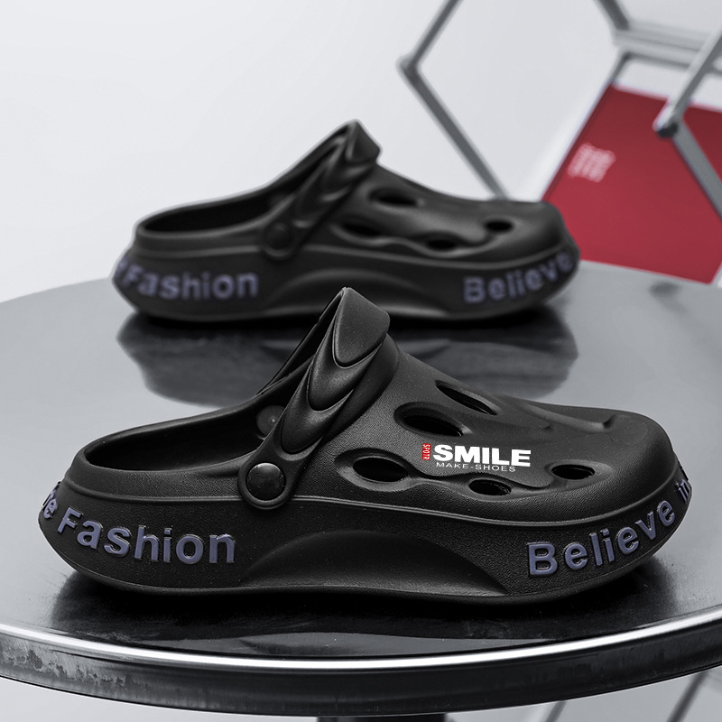 Croc Shoes Men's Summer 2025 New Outer Wear Non-Slip Toe Beach Half Slippers Large Size Sports Sandals