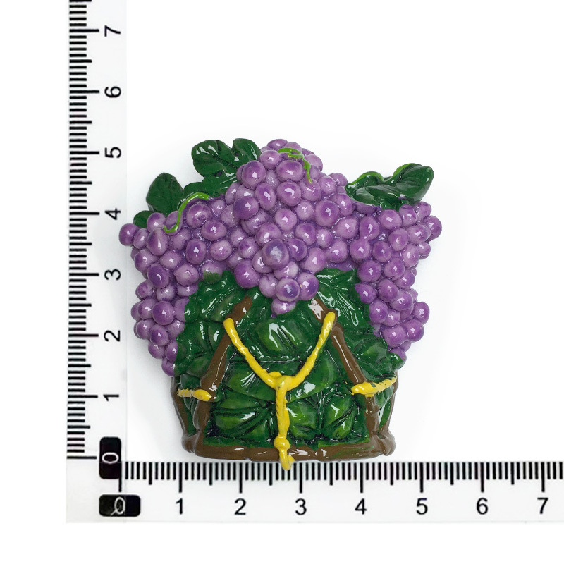 보라색 포도 바구니