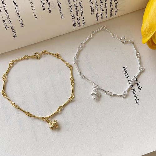 Korean Style Fashion 3D Golden Cross Necklace Personality and Trendy Bracelet Hand Accessory for Women, Versatile