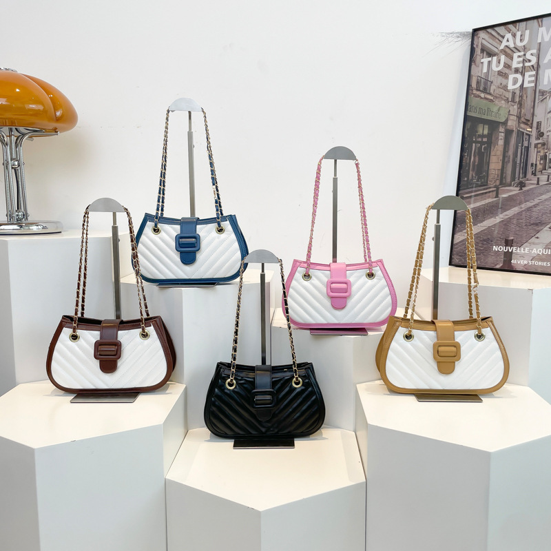 Moda y exquisita empalme de primavera de 2025 nueva cadena de diamante simple bolso de mano de hombro