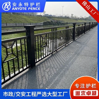 珠海河岸不锈钢栏杆 人行天桥护栏 桥梁金属围栏加工定制