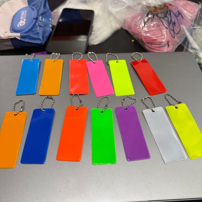 13-Color Reflective Streamer Keychain Pendant Tag Pendant Fan Merchandise Reflective Strip for Bicycle 13-Color Reflective Streamer Keychain Pendant Tag Pendant Fan Merchandise Reflective Strip for Bicycle