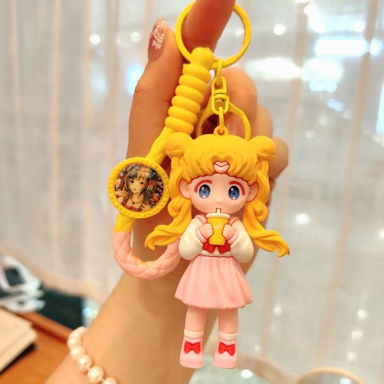 Dibujos animados pvc serie de anime llavero juego de marea muñeca llavero de coche bolsa colgante máquina de garra regalo al por mayor