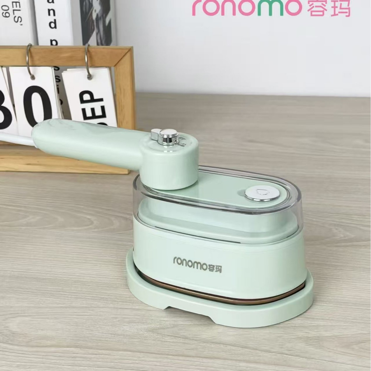 Rongma's New Handheld Steam Ironing Machine Xc-169 Household Small Portable Electric Iron Garment Ironing Machine