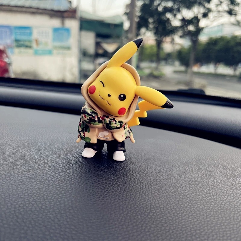 W8V2024 새로운 자동차 장식품 인터넷-유명한  센터 콘솔 자동차 인테리어 장식 액세서리 자동차 인형