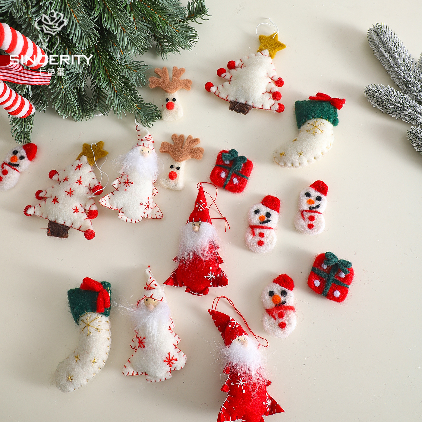 Decoración de árbol de Navidad de siete colores de fieltro de lana embalaje de flores flores floristas diy hecha a mano